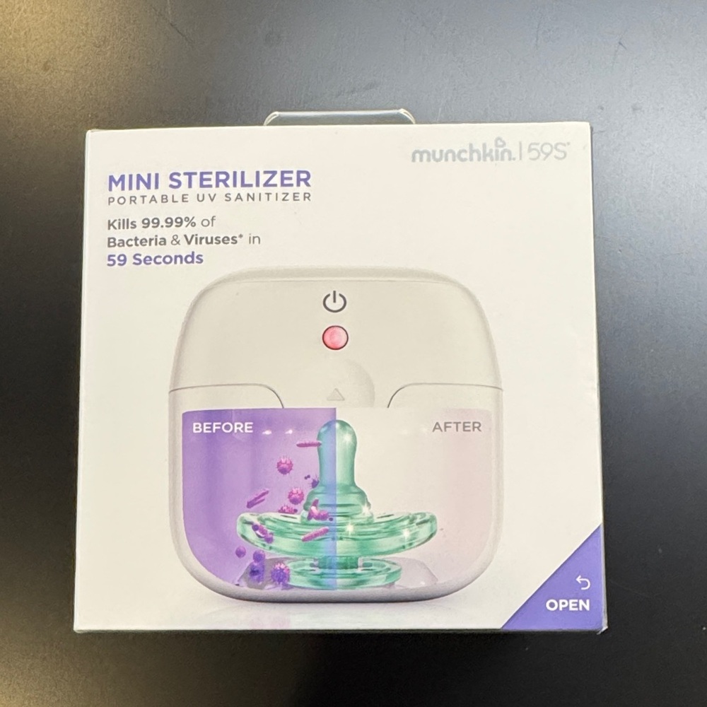 Munchkin Portable UV Sanitizer - White and Purple